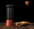 Hand-shaking coffee bean grinder. (Powder capacity 20g, classic European / multi-gear grinding control / hidden handle)